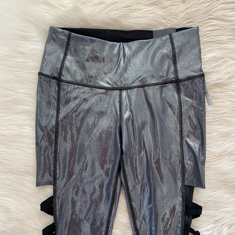 Victoria’s Secret Silver Metallic Cutout Crop Leggings - Picture 2 of 8